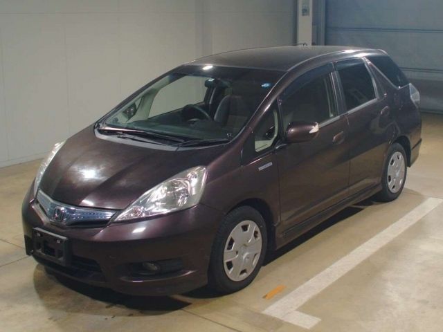 7182 Honda Fit shuttle GP2 2012 г. (TAA Kinki)